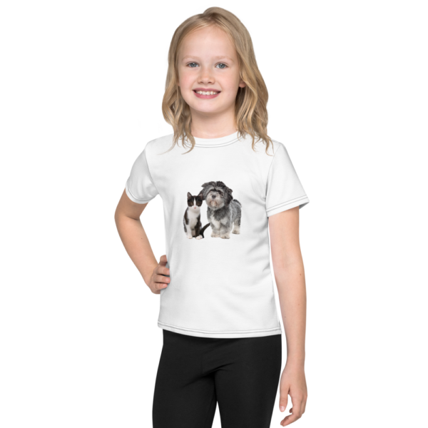 T-Shirt mit Rundhalsausschnitt für Kinder mit Katz_Hund Design